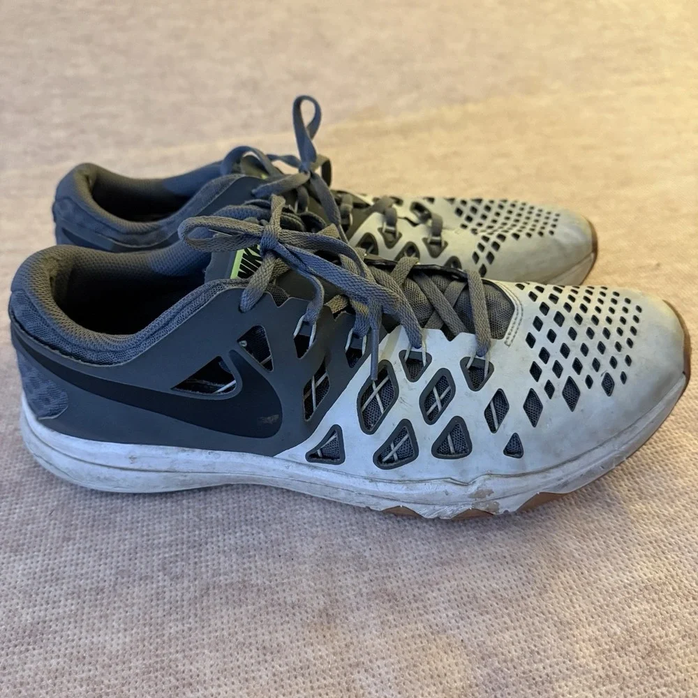 Nike Mens Train Speed 4 843937-005 Gray Gum Running‎ Shoes Sneakers Size 12